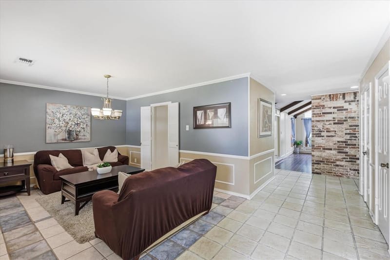 919 Green Hills Road, Duncanville TX 75137 - Photo 5