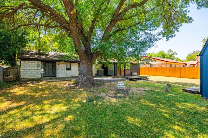 2105 Cottie Lane, Arlington TX 76010 - Photo 33