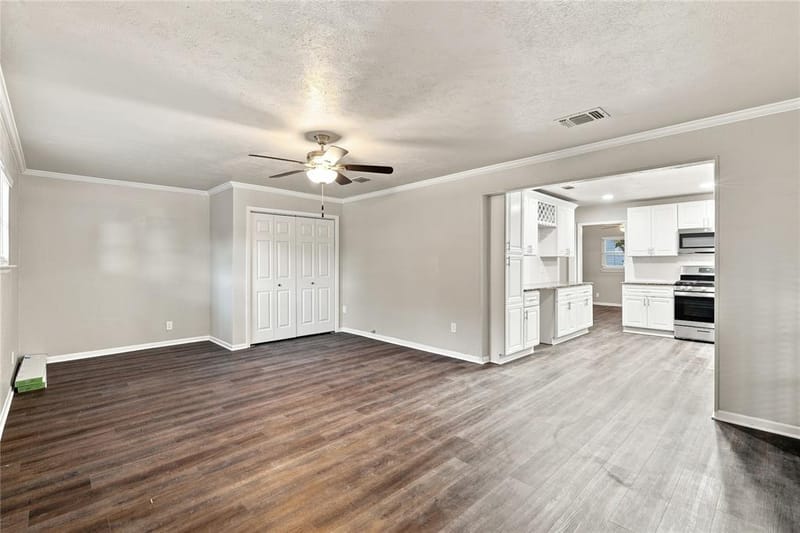 6044 Walnut Drive, Fort Worth TX 76114 - Photo 6