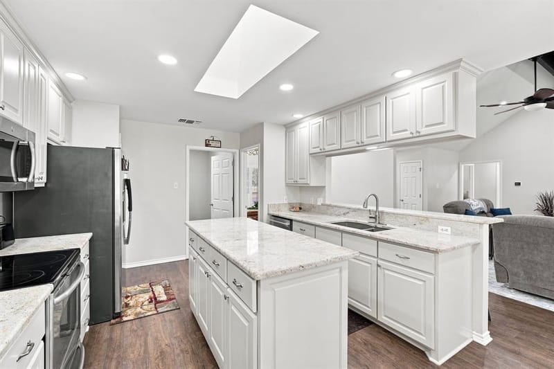 90 Delmore Drive, Hillsboro TX 76645 - Photo 13