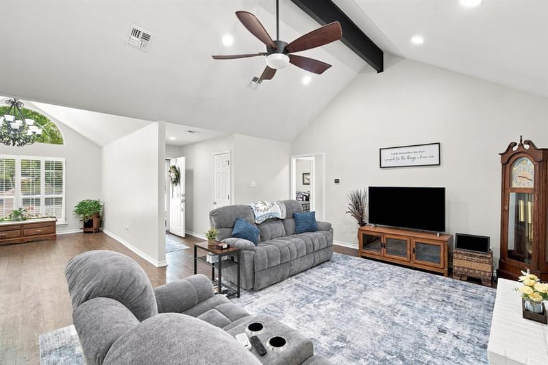90 Delmore Drive, Hillsboro TX 76645 - Photo 8