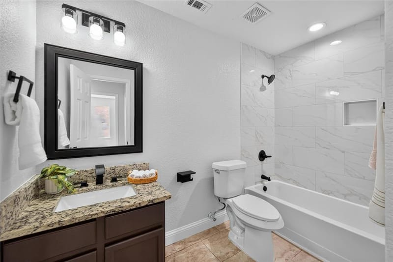 2420 Arroyo Springs Drive, Grand Prairie TX 75052 - Photo 21