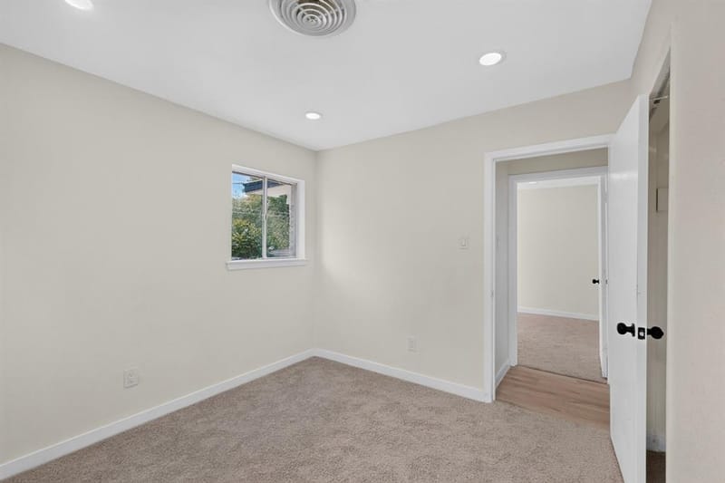 4649 South Drive W, Fort Worth TX 76132 - Photo 29