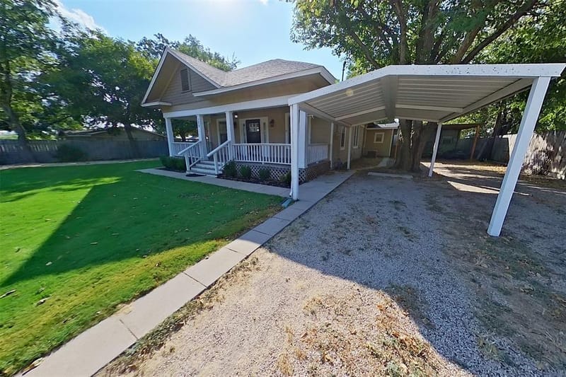 108 S 2nd Street, Godley TX 76044 - Photo 3