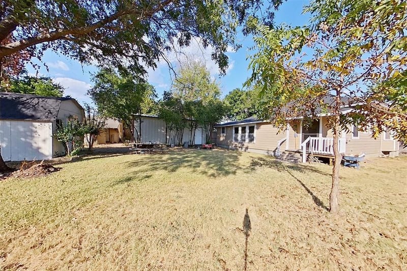 108 S 2nd Street, Godley TX 76044 - Photo 33