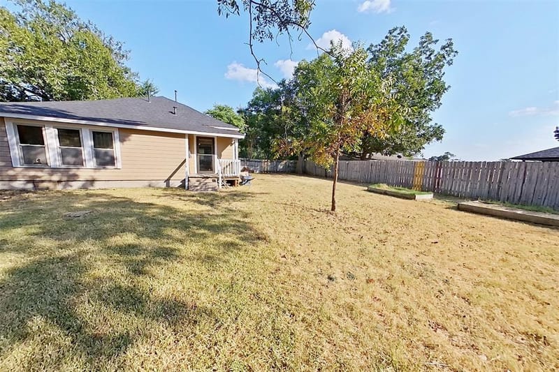 108 S 2nd Street, Godley TX 76044 - Photo 31
