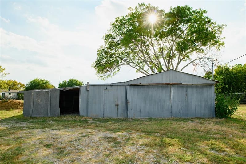 4401 Elementary Drive, Southmayd TX 76268 - Photo 32
