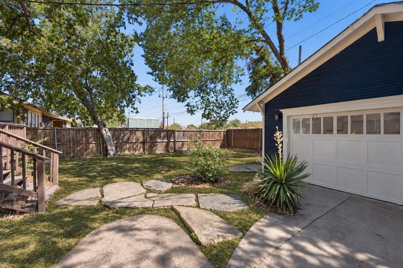 418 S Willomet Avenue, Dallas TX 75208 - Photo 30