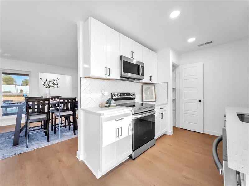 1802 Fairfax Lane, Carrollton TX 75006 - Photo 16