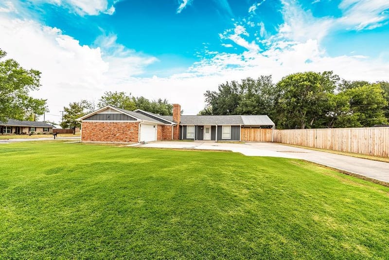 3005 Choctaw Road, Commerce TX 75428 - Photo 2