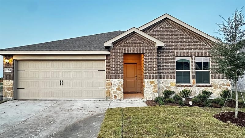 220 Van Horn Drive, Terrell TX 75160