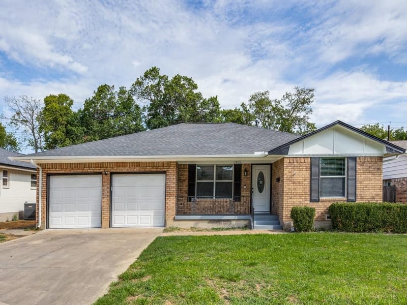 1805 Bardfield Avenue, Garland TX 75041 - Photo 3