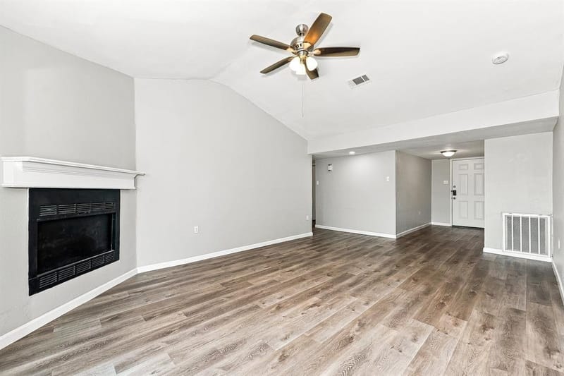 6213 Pine Street, Rowlett TX 75089 - Photo 2