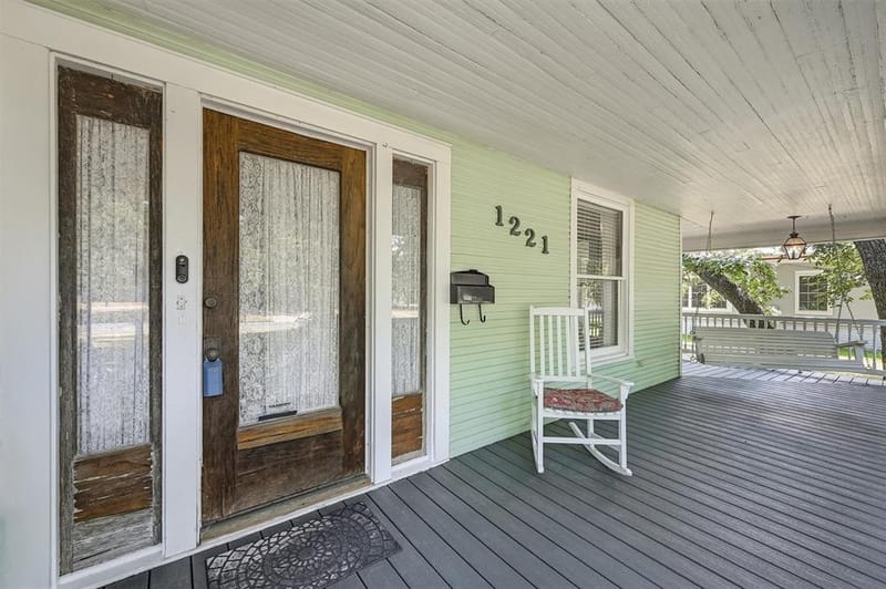 1221 S Crockett Street, Sherman TX 75090 - Photo 2