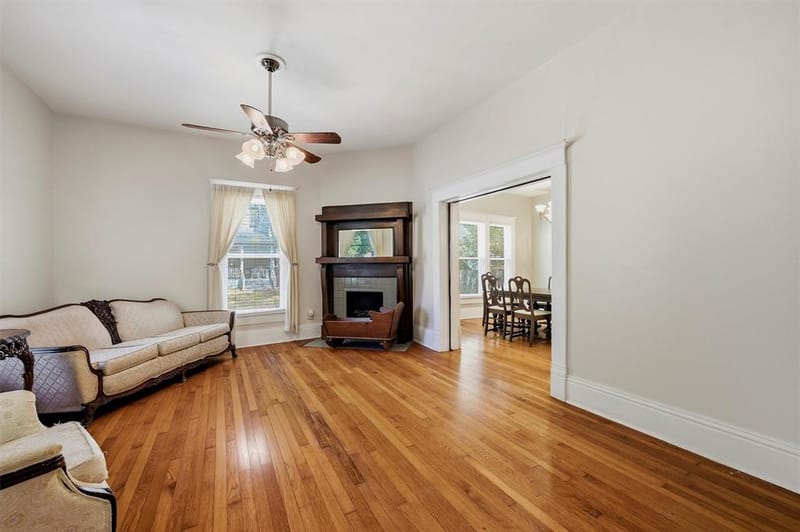 1221 S Crockett Street, Sherman TX 75090 - Photo 6