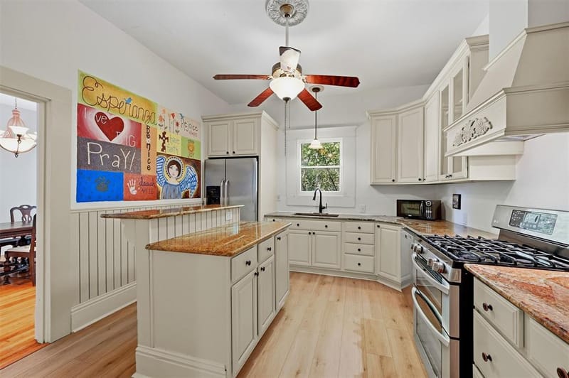 1221 S Crockett Street, Sherman TX 75090 - Photo 11