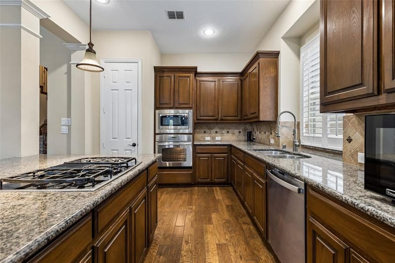 7625 Ridgedale Court, Sachse TX 75048 - Photo 12