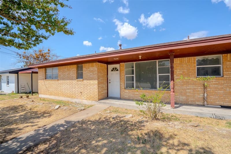 328 Eagle Street, Dublin TX 76446 - Photo 3