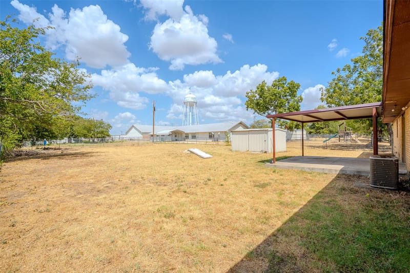 328 Eagle Street, Dublin TX 76446 - Photo 36