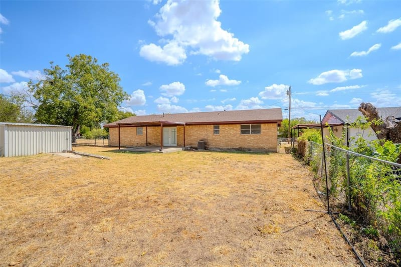 328 Eagle Street, Dublin TX 76446 - Photo 32