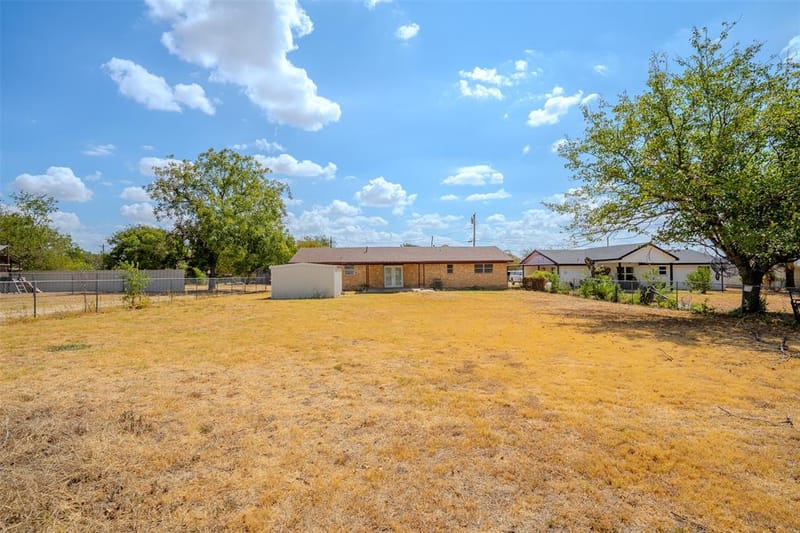 328 Eagle Street, Dublin TX 76446 - Photo 30