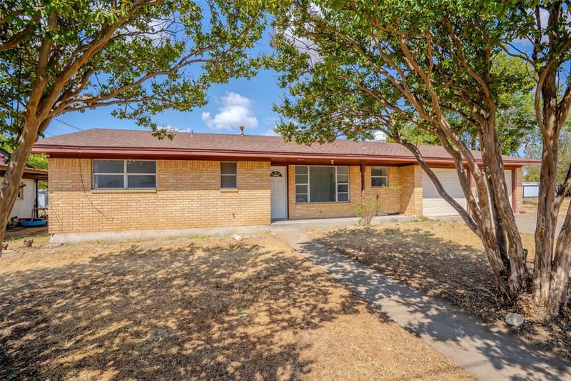 328 Eagle Street, Dublin TX 76446 - Photo 39