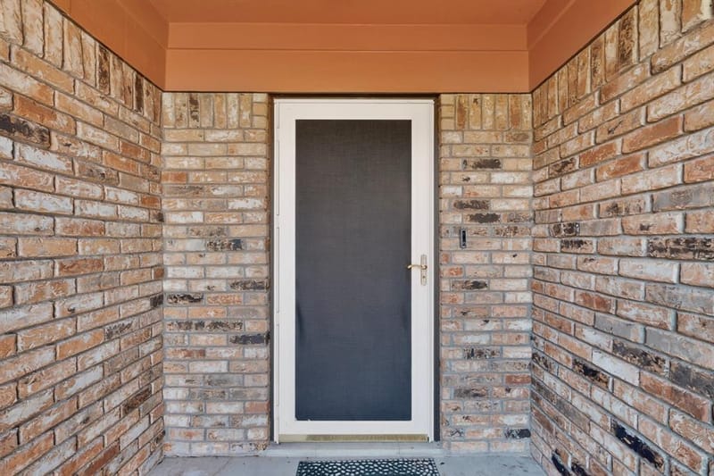 613 Overhill Road, Granbury TX 76048 - Photo 6