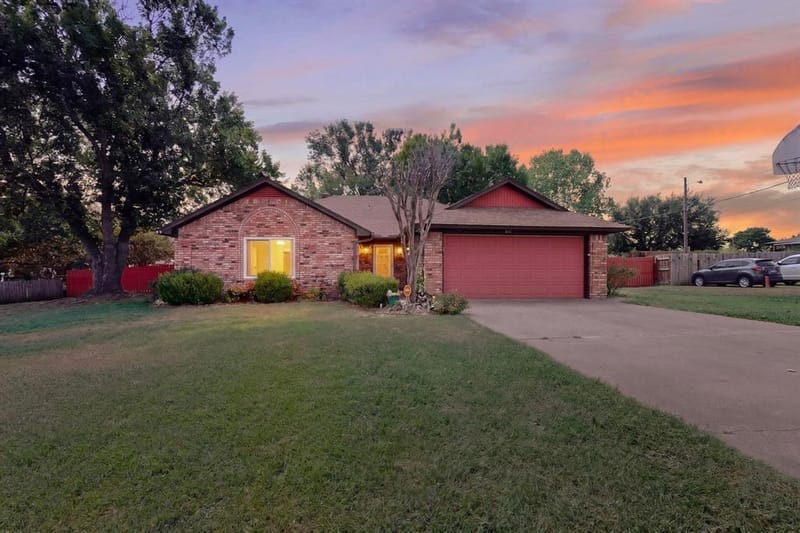 613 Overhill Road, Granbury TX 76048