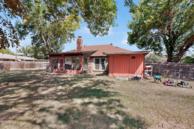 613 Overhill Road, Granbury TX 76048 - Photo 34