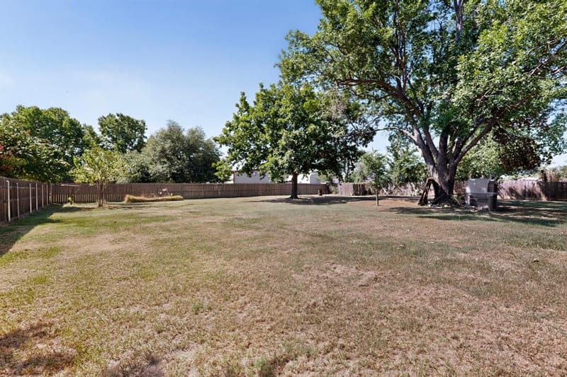 613 Overhill Road, Granbury TX 76048 - Photo 38