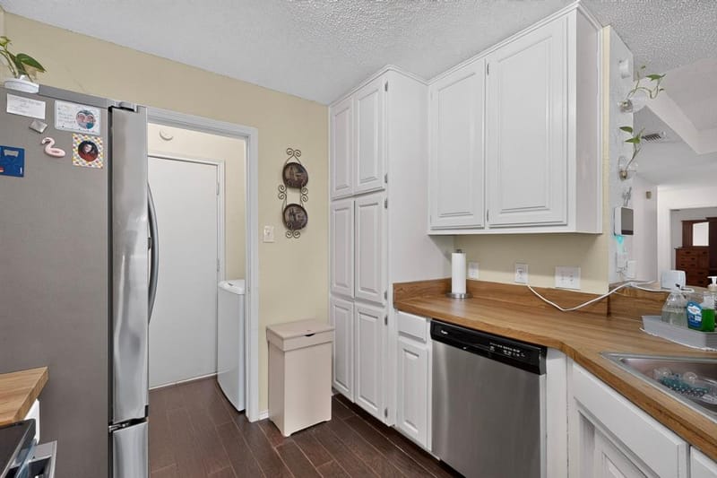 613 Overhill Road, Granbury TX 76048 - Photo 14