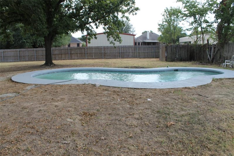 613 Overhill Road, Granbury TX 76048 - Photo 40