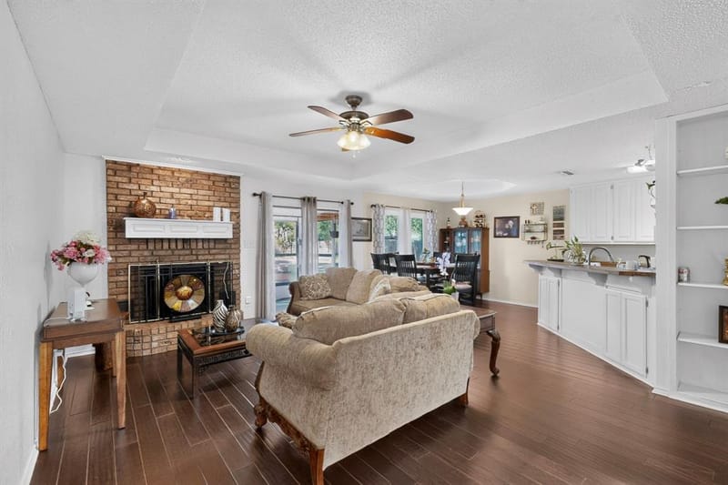 613 Overhill Road, Granbury TX 76048 - Photo 8