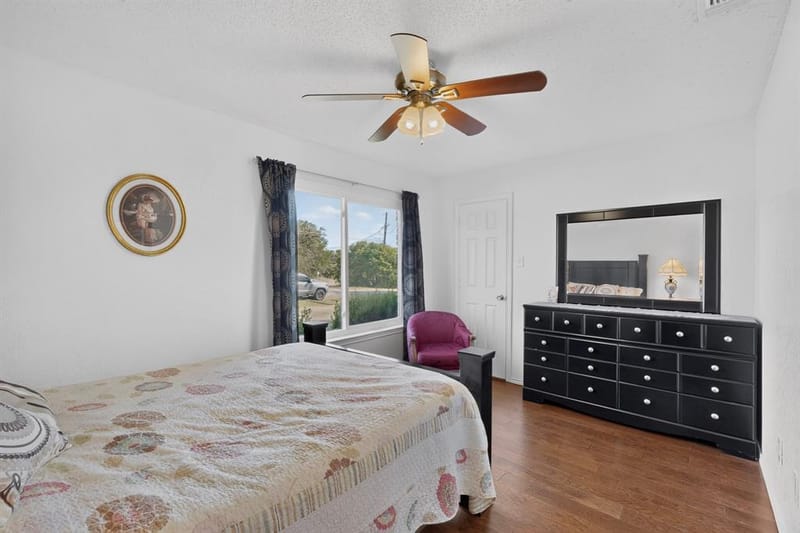 613 Overhill Road, Granbury TX 76048 - Photo 21
