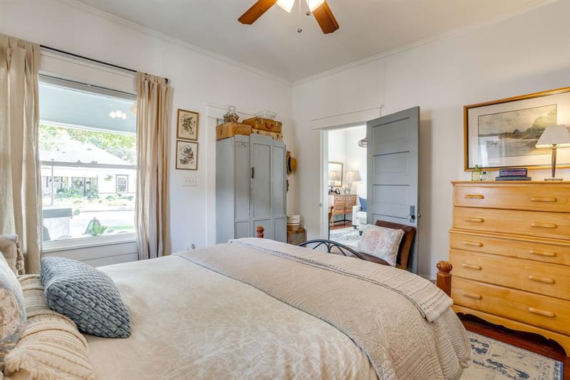 1116 W Arlington Avenue, Fort Worth TX 76110 - Photo 31