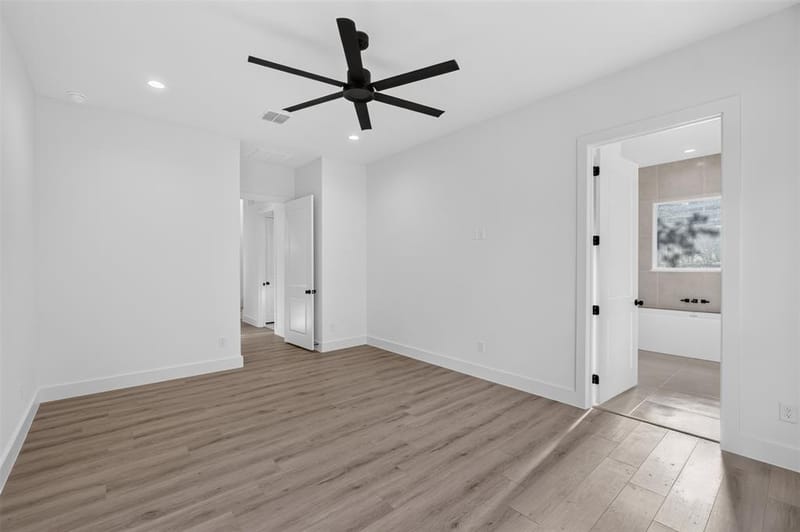 2821 Private Access Road # 73107, Burleson TX 76028 - Photo 27