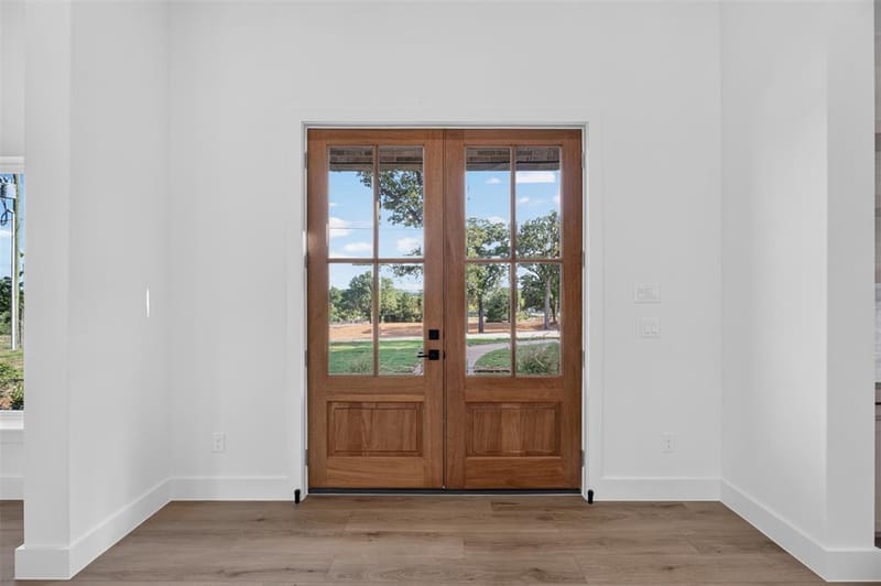 2821 Private Access Road # 73107, Burleson TX 76028 - Photo 5