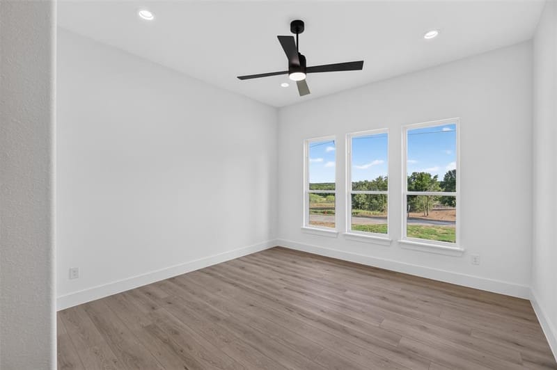 2821 Private Access Road # 73107, Burleson TX 76028 - Photo 14