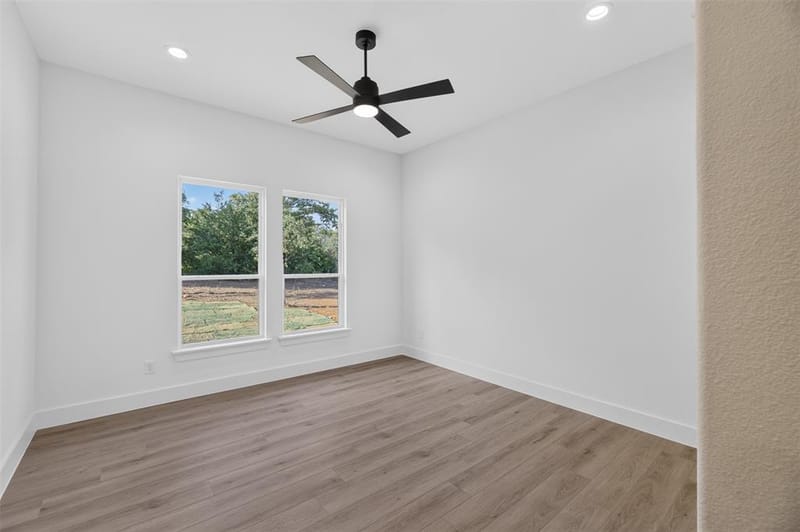 2821 Private Access Road # 73107, Burleson TX 76028 - Photo 11