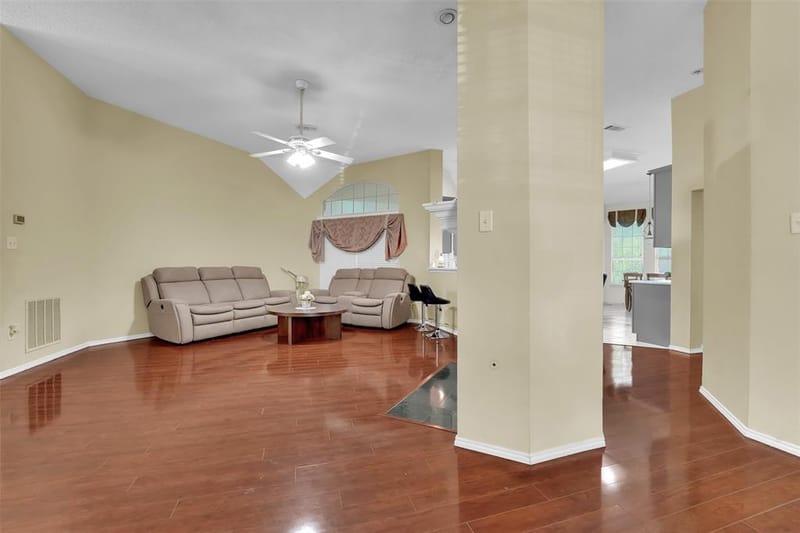 6900 Field Lark Drive, Arlington TX 76002 - Photo 9