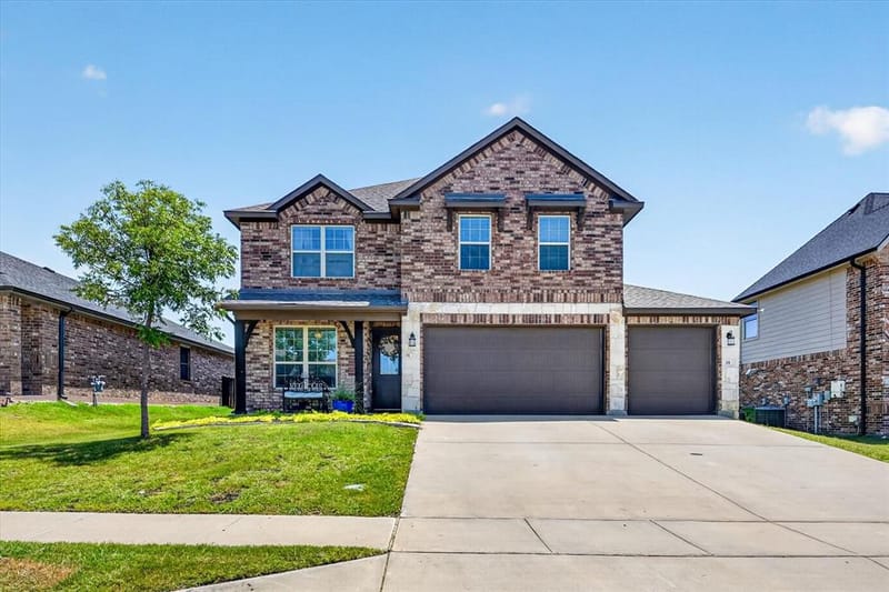 39 S Highland Drive, Sanger TX 76266