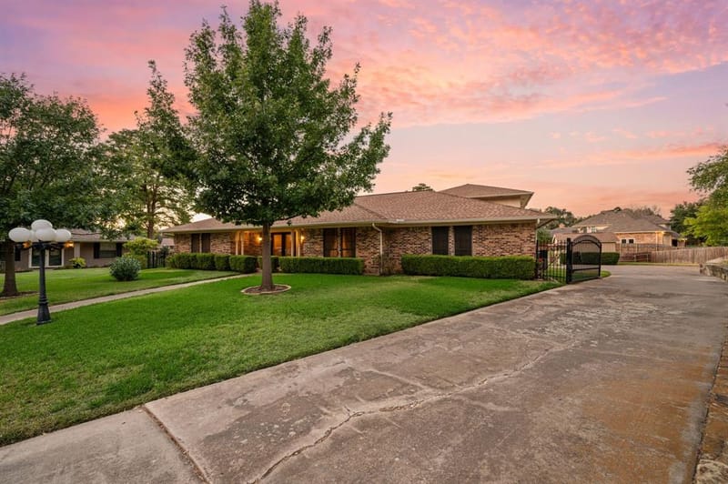 4813 Woodcreek Court, North Richland Hills TX 76180 - Photo 39