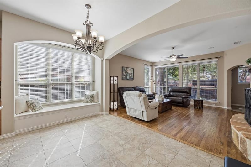 915 Wyndham Way, Allen TX 75013 - Photo 9