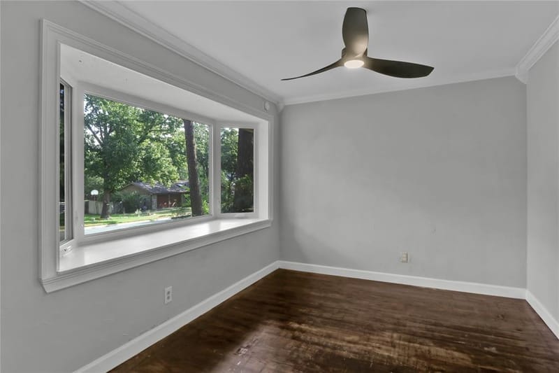 2706 Oak Cliff Lane, Arlington TX 76012 - Photo 7