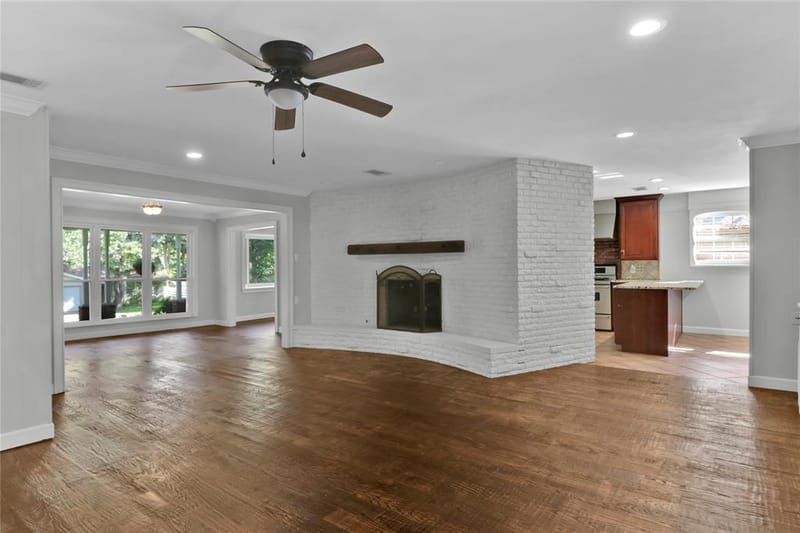 2706 Oak Cliff Lane, Arlington TX 76012 - Photo 11