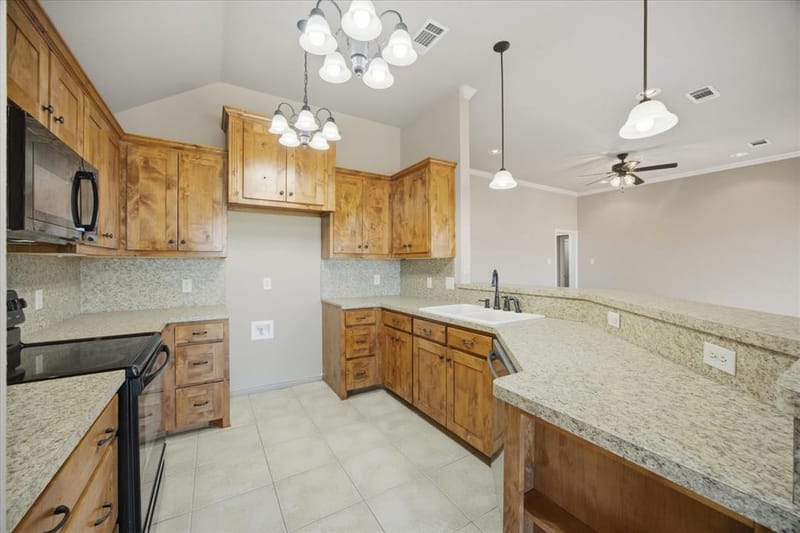 509 Jouette Street, Farmersville TX 75442 - Photo 8