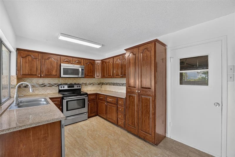 2130 Bowie Drive, Carrollton TX 75006 - Photo 15