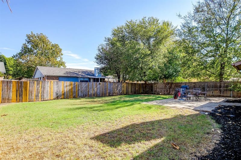 5921 Chisholm Trail, Haltom City TX 76148 - Photo 36