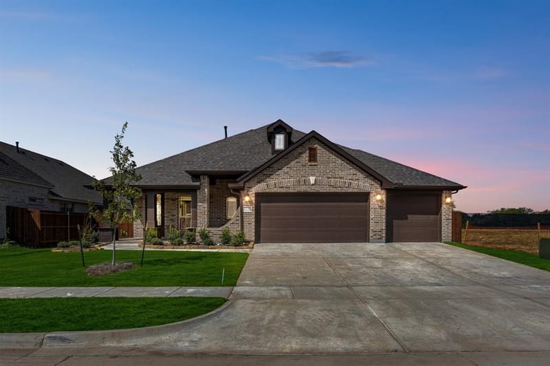 3225 Fraser Drive, Glenn Heights TX 75154 - Photo 2