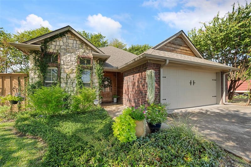 700 Blanton Drive, Sherman TX 75092 - Photo 3